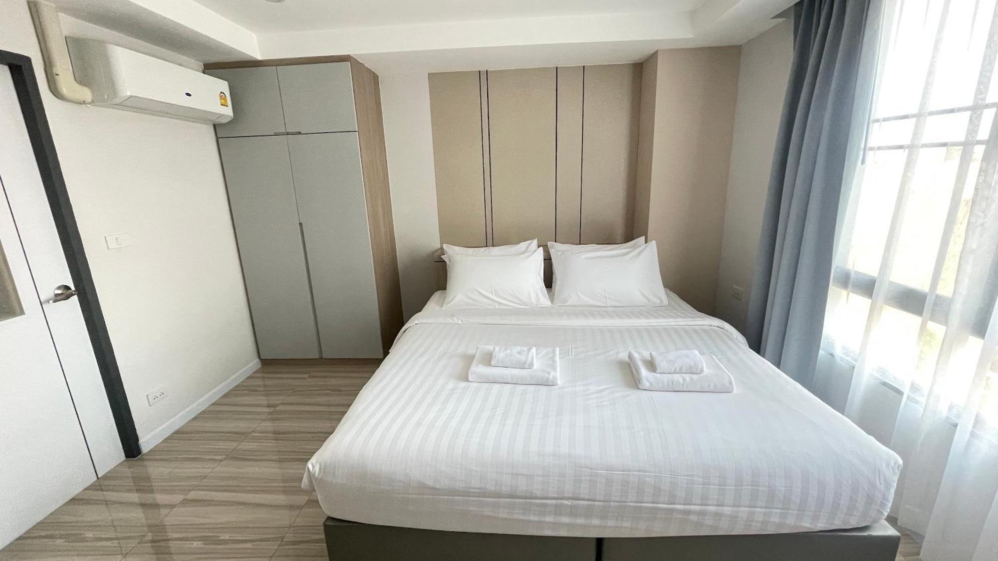 The Riski Hotel at Bangphlat Station SHA Bangkok Ruang foto